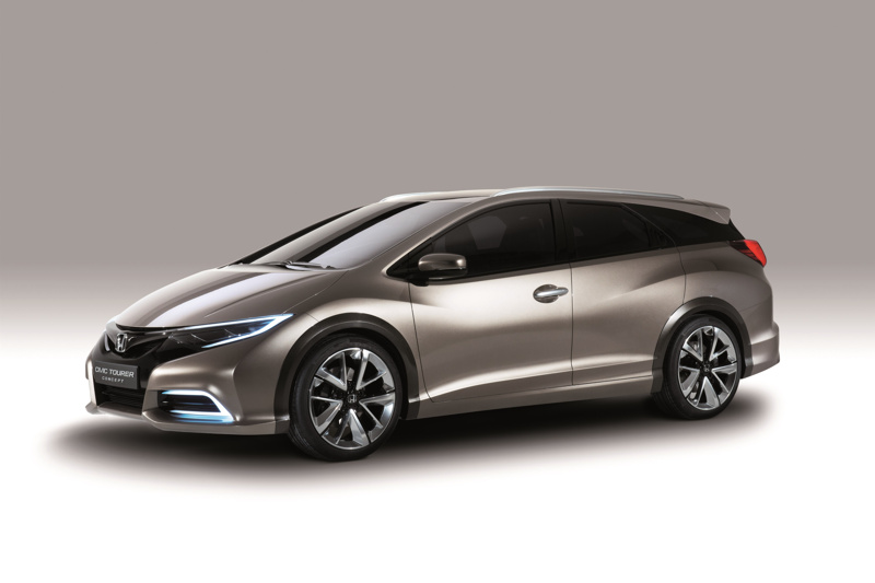 uj-honda-civic-tourer-2013-frankfurti-autoszalon-1.jpg